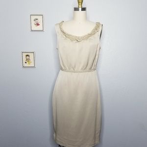 Elie tahari silk tan sleeveless sheath dress size 4